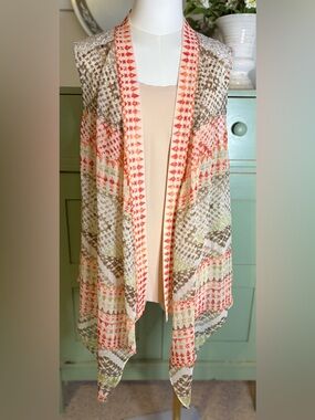 Chico’s Boho Open Front Waterfall Vest in Tan/Coral/Lime w Macrame & Beadwork(2)